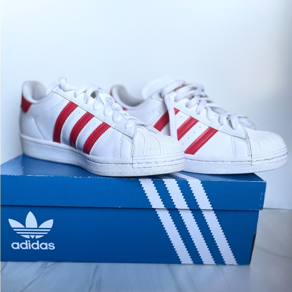 Adidas Shelltoe Women’s White Red